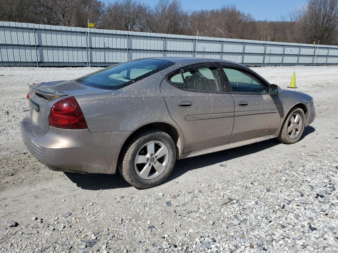 2006 Pontiac Grand Prix VIN 2G2WP552861203796 Copart auction photo, front end / side damage thumbnail 3