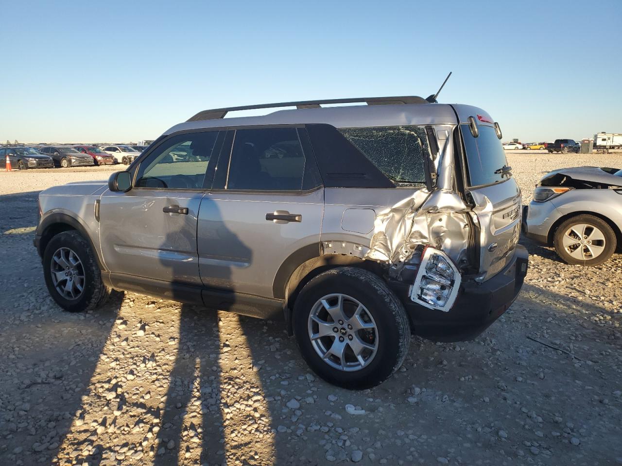 2022 Ford Bronco VIN 3FMCR9A62NRD24242 Copart auction photo, all over damage thumbnail 2