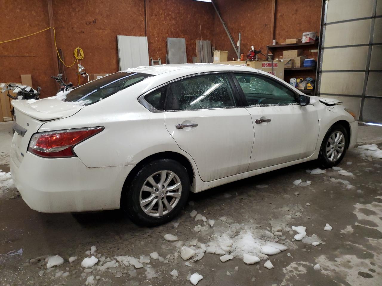 2014 Nissan Altima VIN 1N4AL3AP7EN249355 Copart auction photo, front end damage thumbnail 3