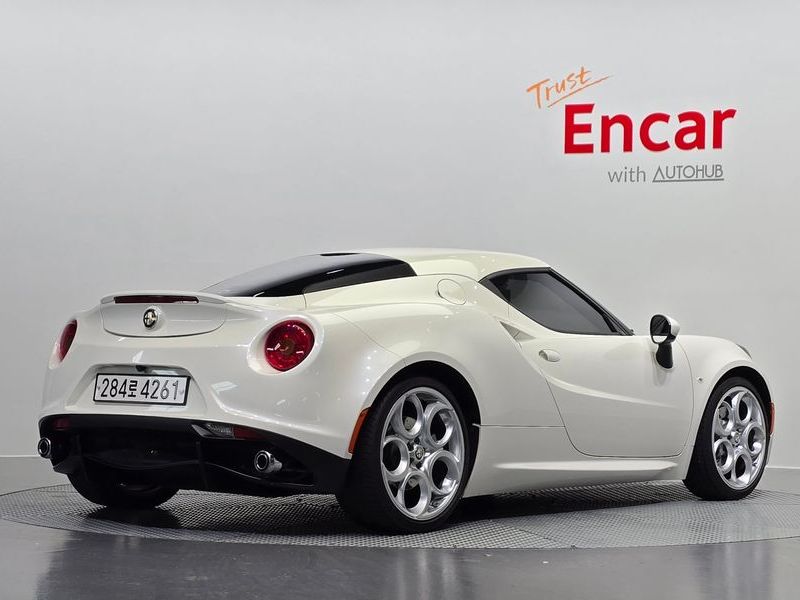 2017 Alfa Romeo 4C VIN KL90C3AAGHZ100000 Encar auction photo thumbnail 2