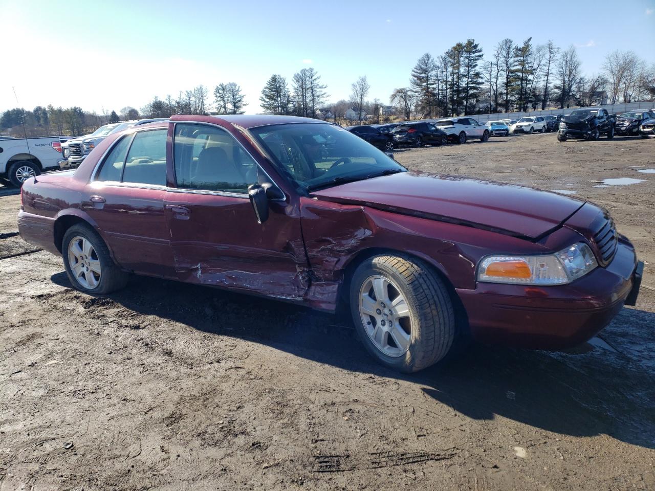 2005 Ford Crown Victoria VIN 2FAHP74WX5X138133 Copart auction photo, side / rear end damage thumbnail 4