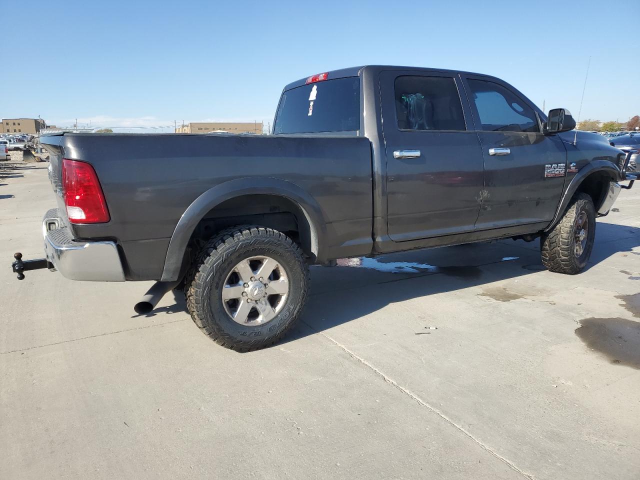 2016 RAM 2500 VIN 3C6UR5CL5GG269022 Copart auction photo, front end / minor dent/scratches damage thumbnail 3