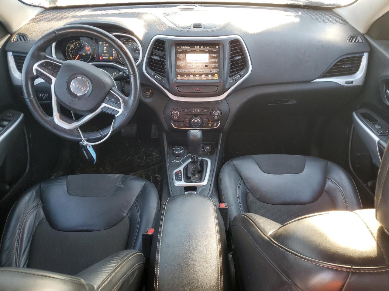 2018 Jeep Grand Cherokee VIN 1C4PJMLX2JD599568 Copart auction photo, front end damage thumbnail 8