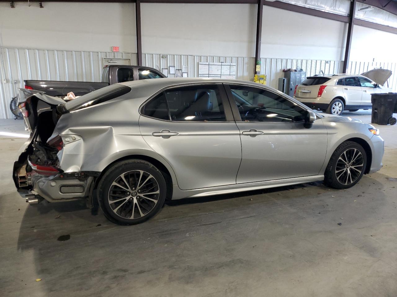 2018 Toyota Camry VIN 4T1B11HK3JU533970 Copart auction photo, rear end damage thumbnail 3