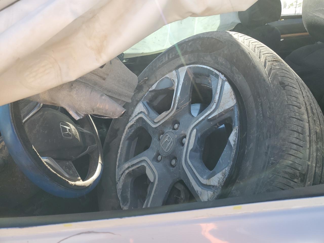 2019 Honda CR-V VIN 5J6RW1H5XKA033364 Copart auction photo, rollover / undercarriage damage thumbnail 7