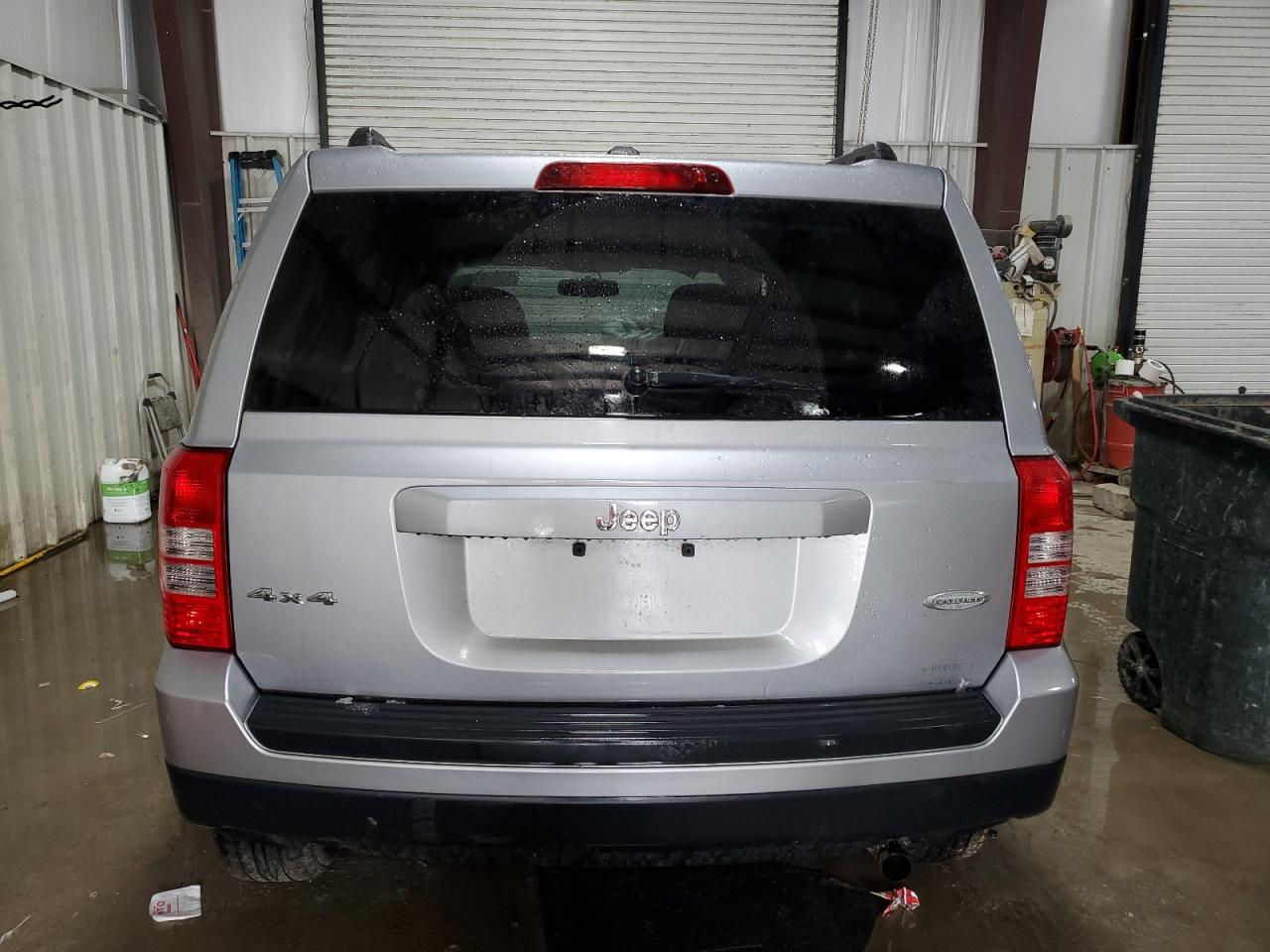2015 Jeep Liberty (Patriot) VIN 1C4NJRFB5FD376419 Copart auction photo, front end / side damage thumbnail 6