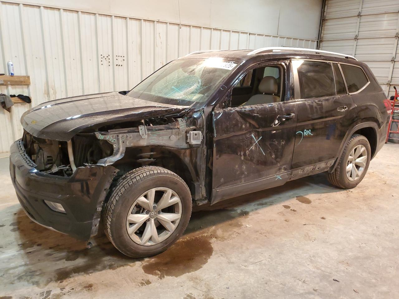 2019 Volkswagen Atlas VIN 1V2LR2CAXKC518815