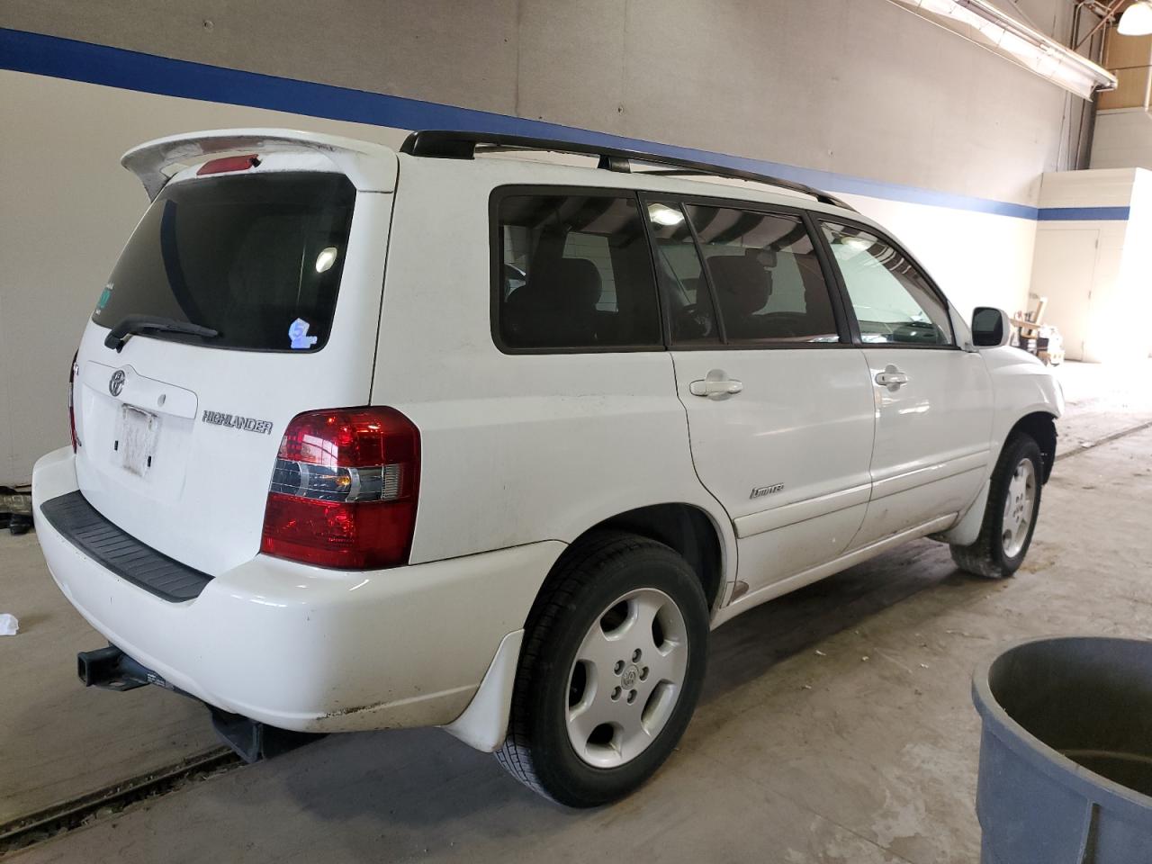 2007 Toyota Highlander VIN JTEEP21A170215509 Copart auction photo, front end damage thumbnail 3