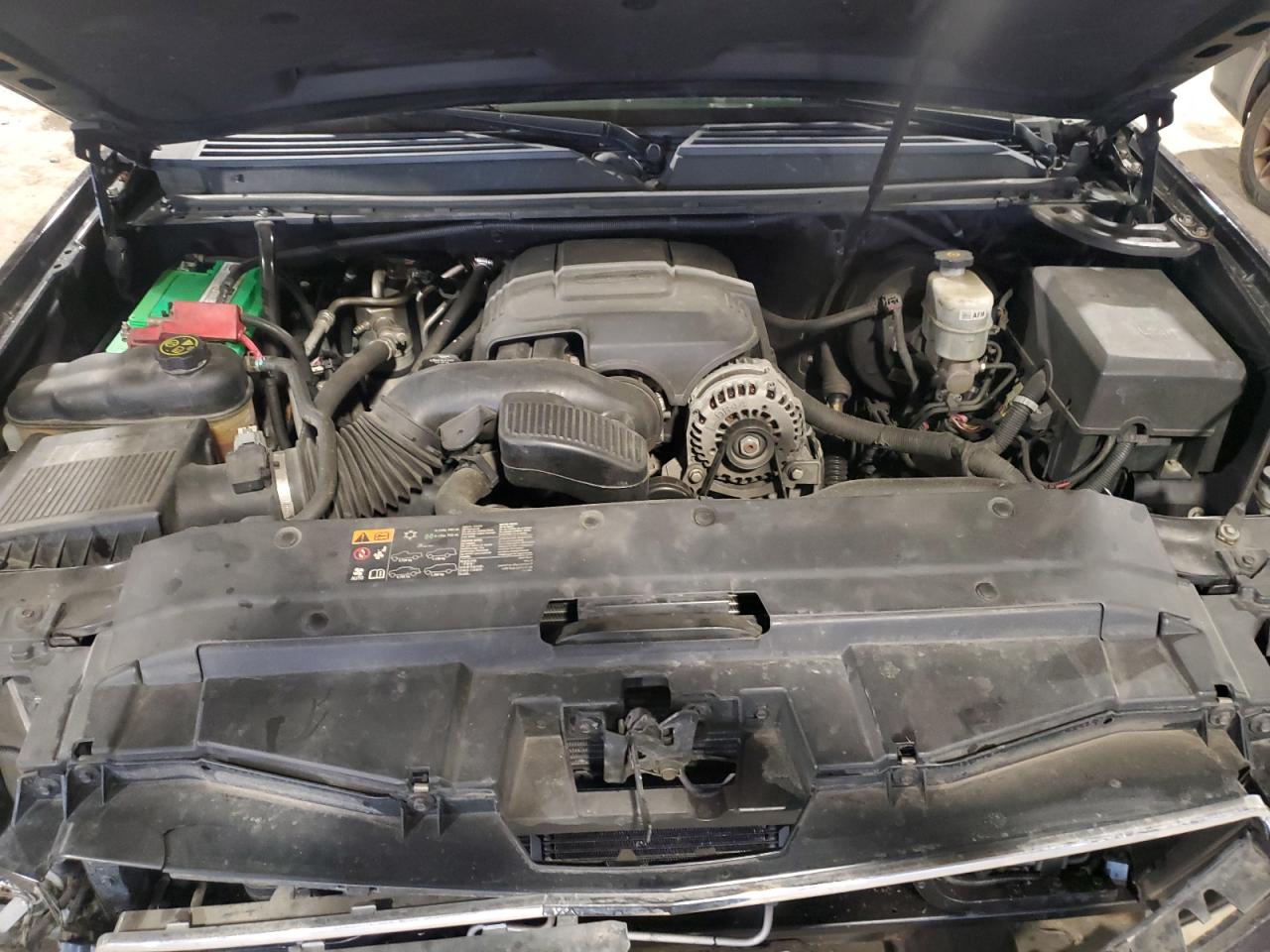 2014 Chevrolet Suburban VIN 1GNSCKE05ER176024 Copart auction photo, front end / undercarriage damage thumbnail 14