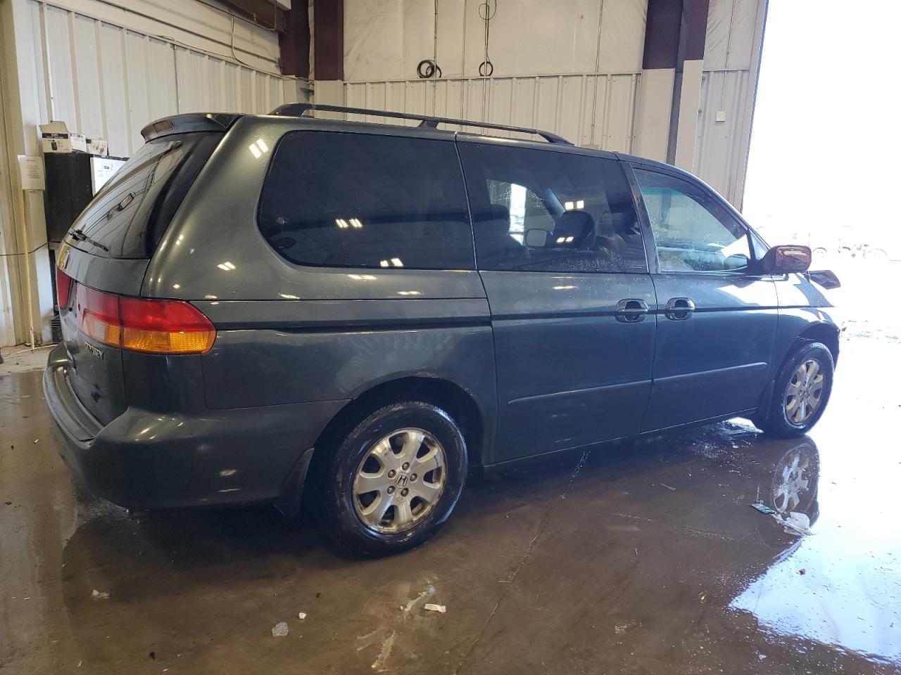 2003 Honda Odyssey VIN 5FNRL18623B023542 Copart auction photo, front end damage thumbnail 3