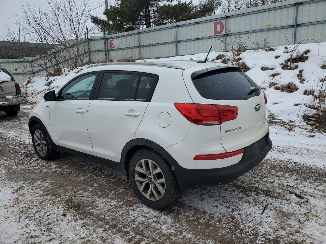 2016 KIA Sportage VIN KNDPBCAC8G7799515 Copart auction photo, mechanical / minor dent/scratches damage thumbnail 2