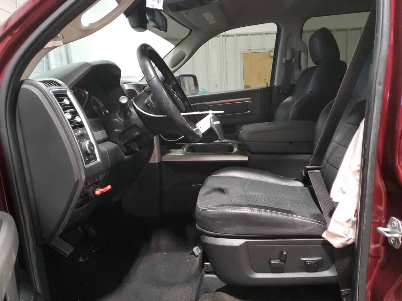 2017 RAM 1500 VIN 1C6RR6LT6HS866914 Copart auction photo, front end / undercarriage damage thumbnail 7