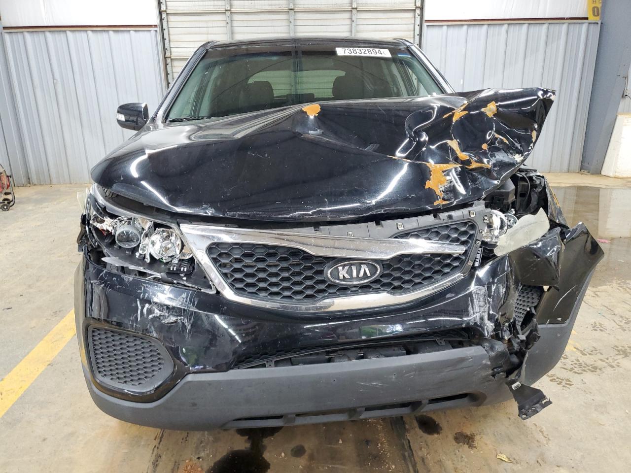 2012 KIA Sorento VIN 5XYKT3A11CG202949 Copart auction photo, front end damage thumbnail 5
