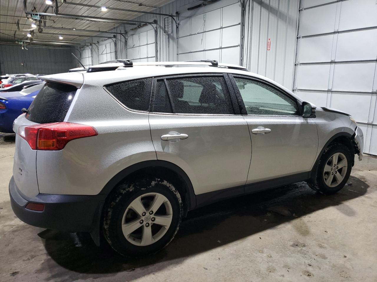 2014 Toyota RAV 4 VIN JTMRFREV9ED064505 Copart auction photo, front end damage thumbnail 3