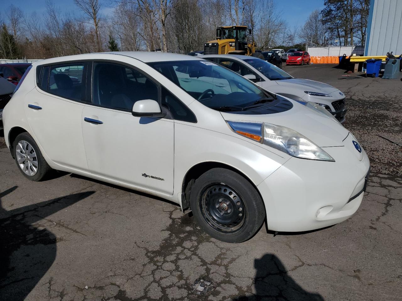 2015 Nissan Leaf VIN 1N4AZ0CP4FC329896 Copart auction photo, front end / side damage thumbnail 4