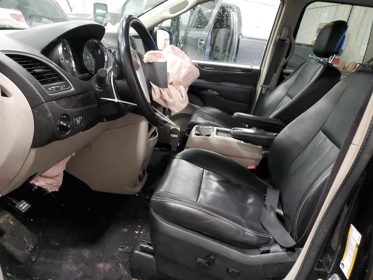 2015 Chrysler Town & Country VIN 2C4RC1CG9FR506759 Copart auction photo, front end damage thumbnail 7