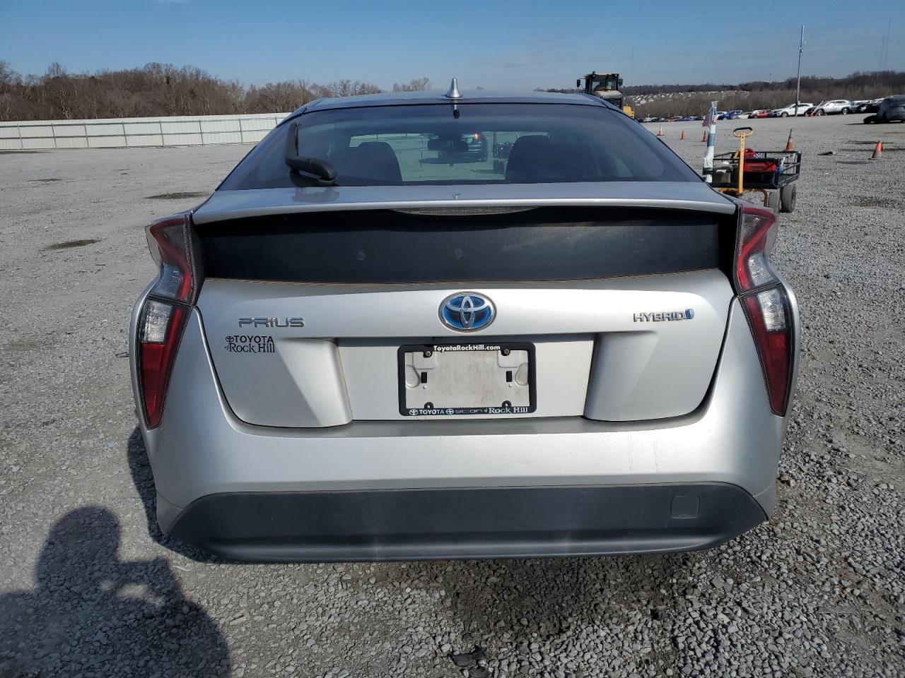 2017 Toyota Prius VIN JTDKBRFU6H3549617 Copart auction photo, front end / side damage thumbnail 6