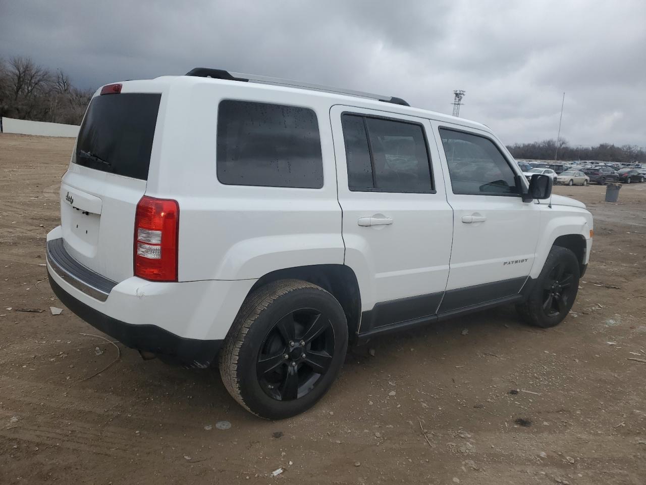 2012 Jeep Liberty (Patriot) VIN 1C4NJPFA8CD707033 Copart auction photo, normal wear damage thumbnail 3