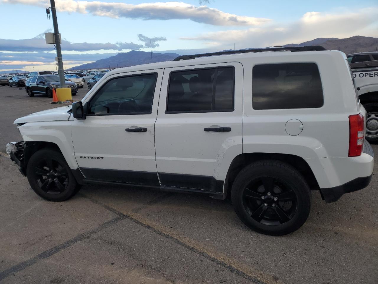 2014 Jeep Liberty (Patriot) VIN 1C4NJPBA1ED812621 Copart auction photo, front end damage thumbnail 2