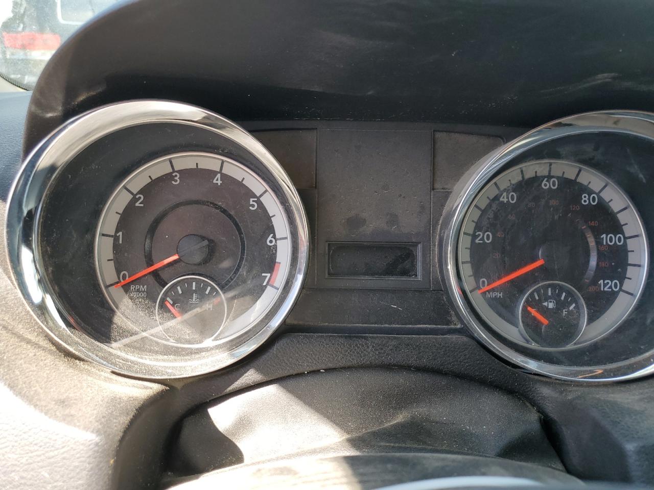 2014 Dodge Caravan VIN 2C4RDGCG2ER451523 Copart auction photo, mechanical / normal wear damage thumbnail 9