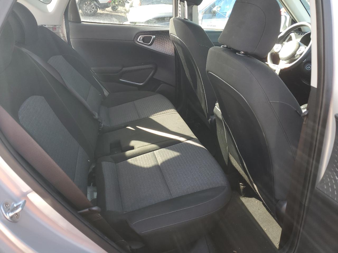 2020 KIA Soul VIN KNDJ23AU2L7101165 Copart auction photo, rear end damage thumbnail 10