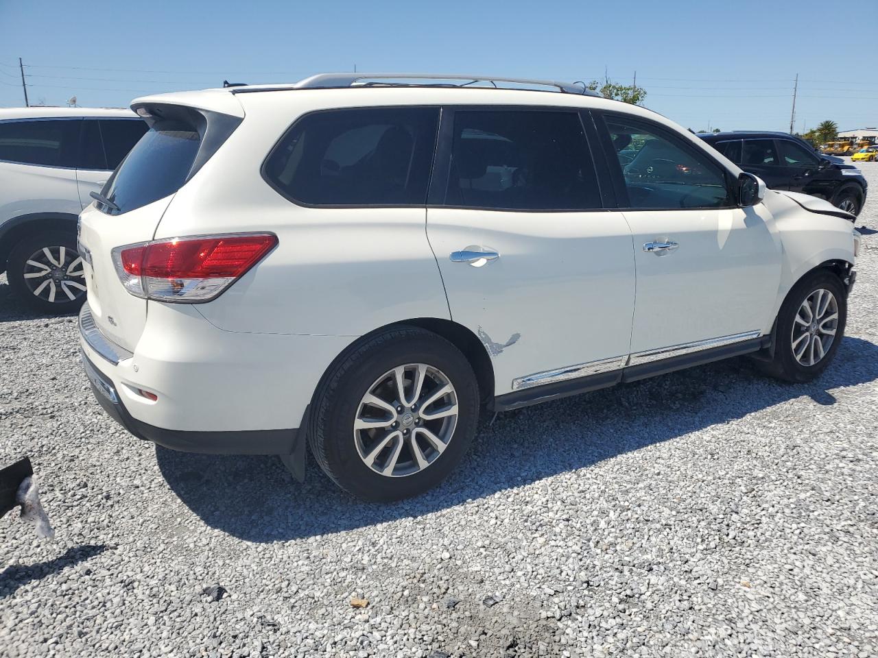 2015 Nissan Pathfinder VIN 5N1AR2MN9FC601907 Copart auction photo, front end damage thumbnail 3