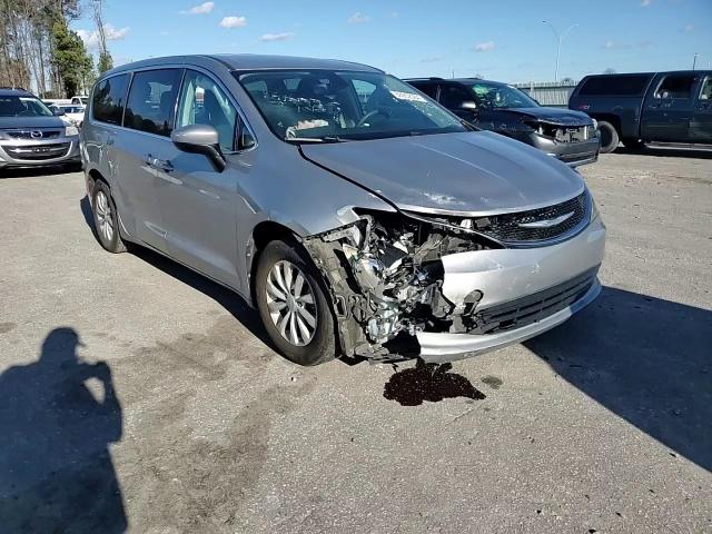 2017 Chrysler Pacifica VIN 2C4RC1DG8HR676015 Copart auction photo, all over / mechanical damage thumbnail 11