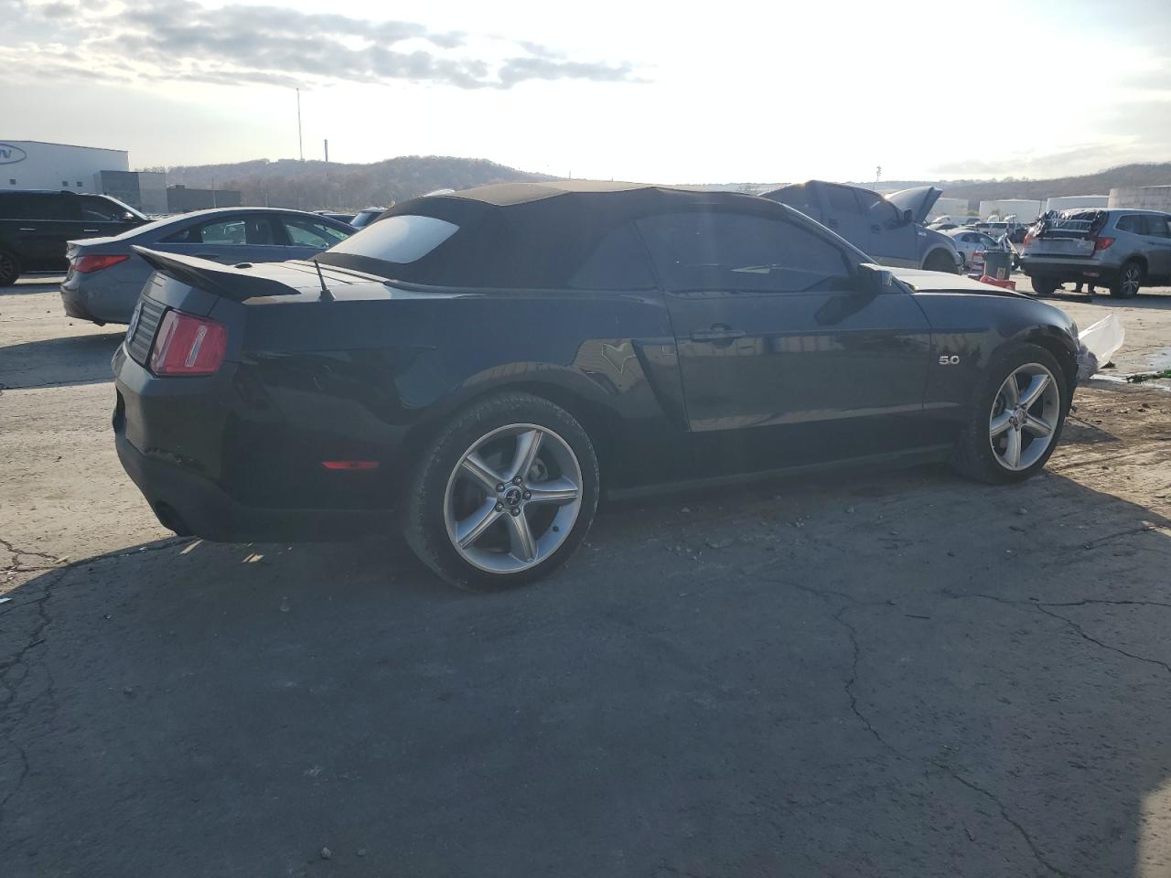 2011 Ford Mustang VIN 1ZVBP8FF6B5108494 Copart auction photo, front end / minor dent/scratches damage thumbnail 3