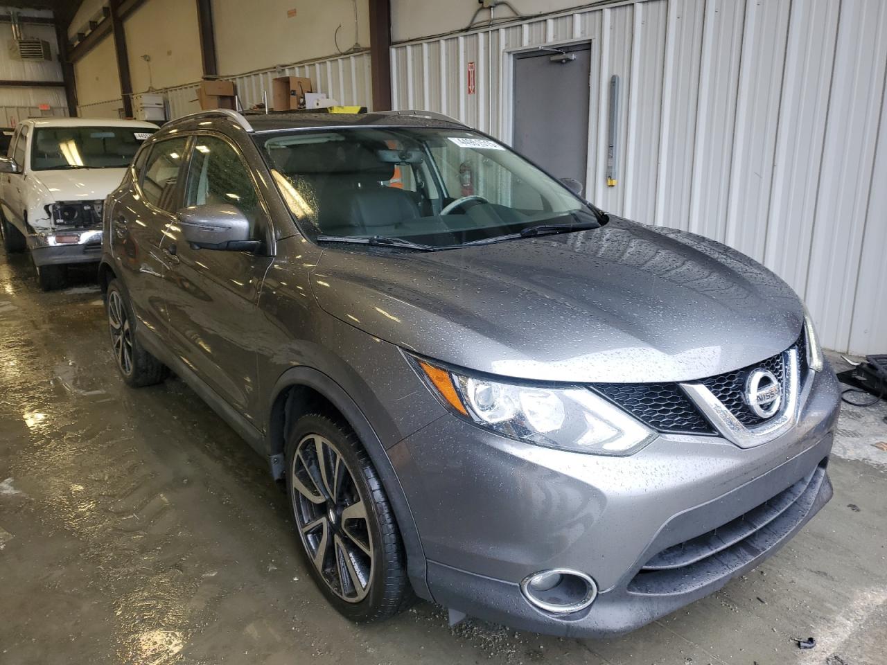 2017 Nissan Rogue VIN JN1BJ1CR9HW141490 Copart auction photo, hail / rear end damage thumbnail 4