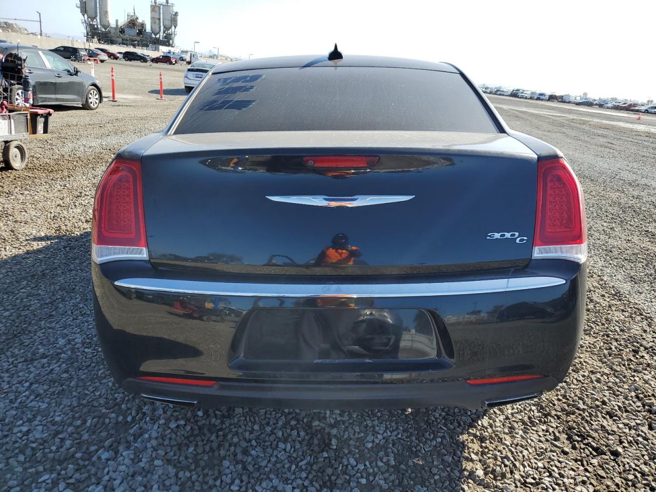 2016 Chrysler 300 VIN 2C3CCAEG9GH105968 Copart auction photo, front end / minor dent/scratches damage thumbnail 6