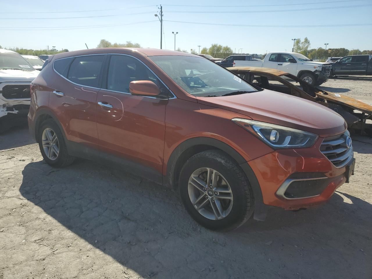 2018 Hyundai Santa Fe VIN 5XYZTDLB4JG506817 Copart auction photo, front end / minor dent/scratches damage thumbnail 4