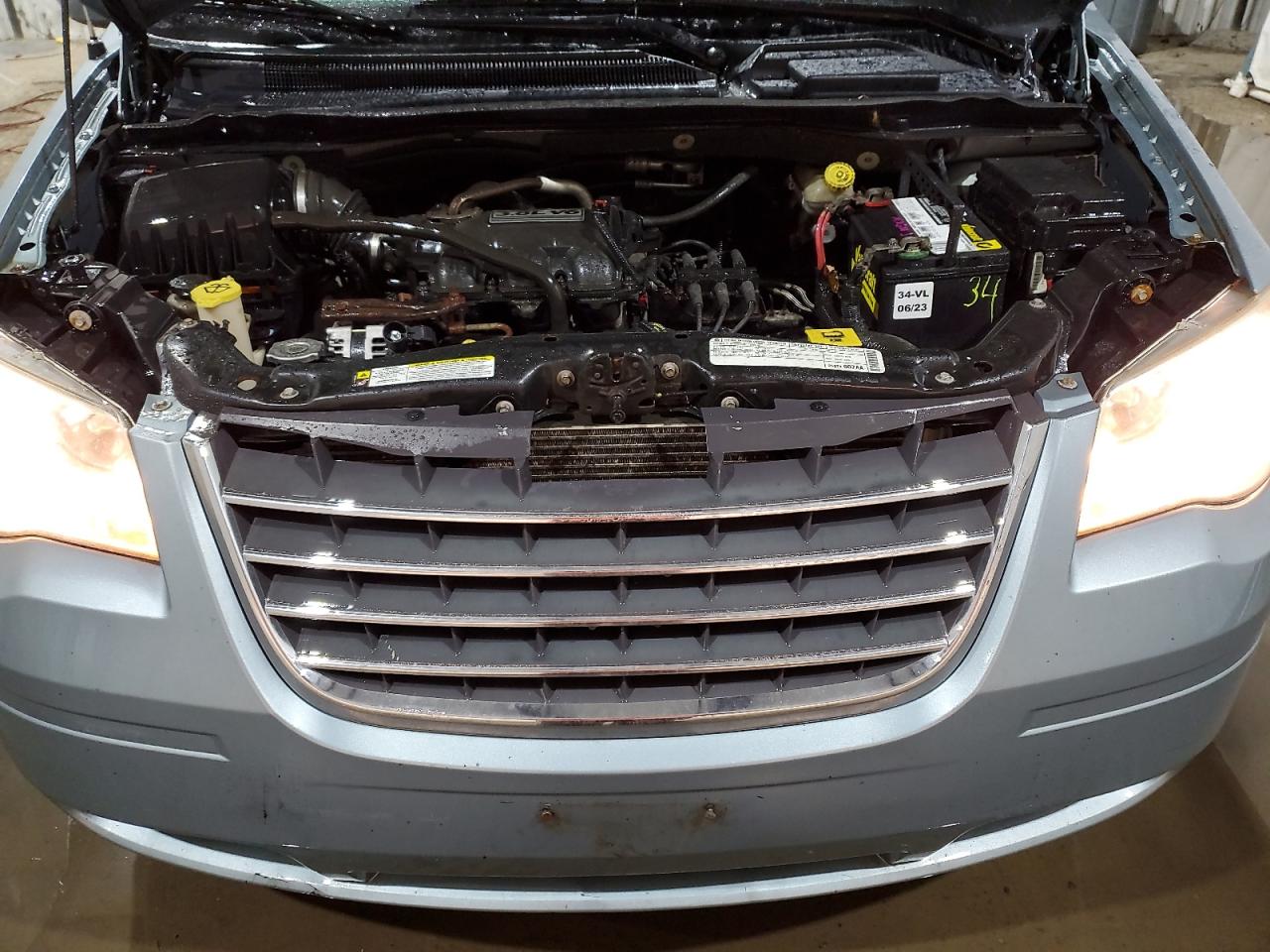 2009 Chrysler Town & Country VIN 2A8HR54189R558215 Copart auction photo, side / rear end damage thumbnail 12