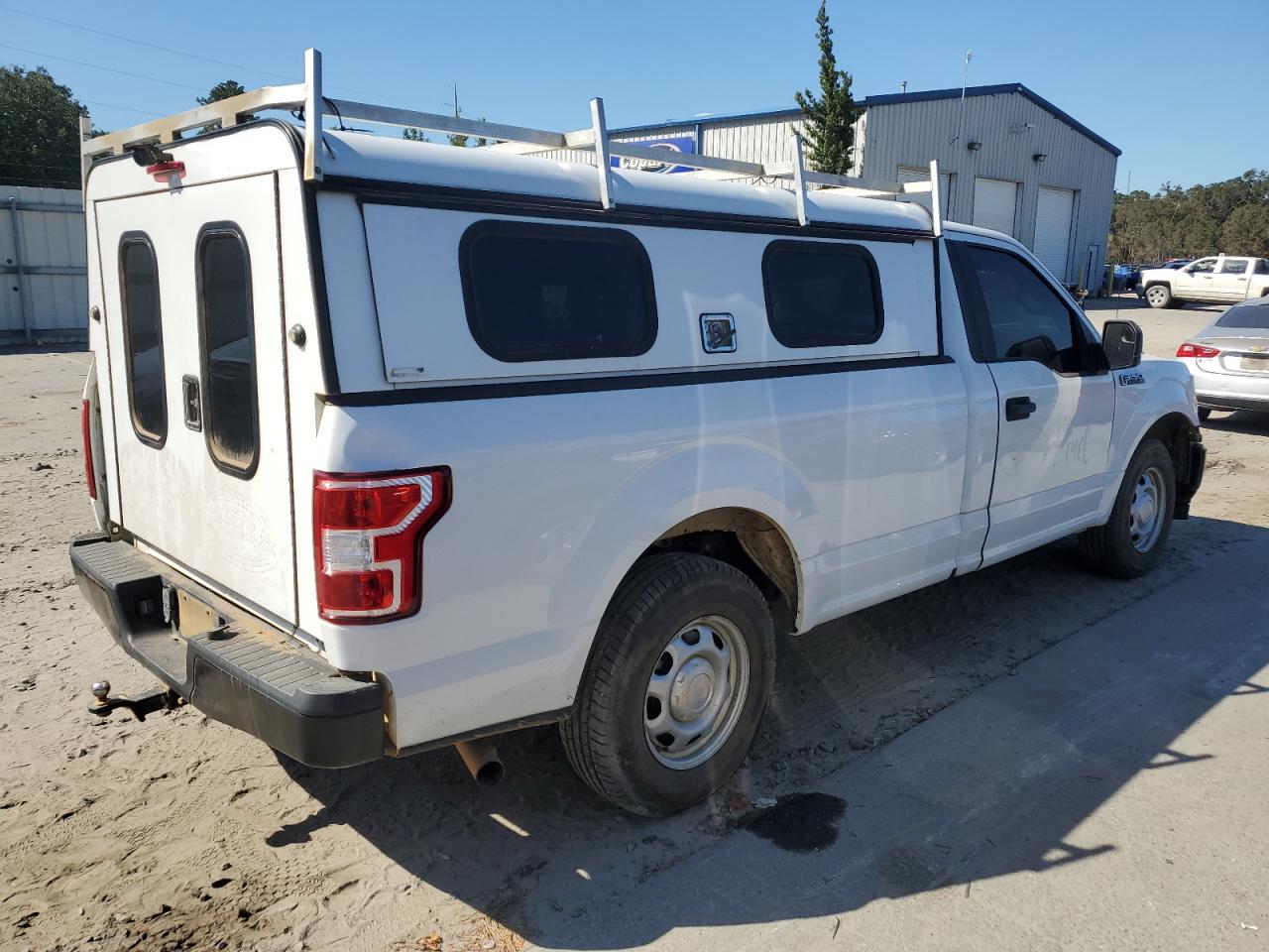 2018 Ford F-150 VIN 1FTMF1CP7JKD93953 Copart auction photo, front end / side damage thumbnail 3