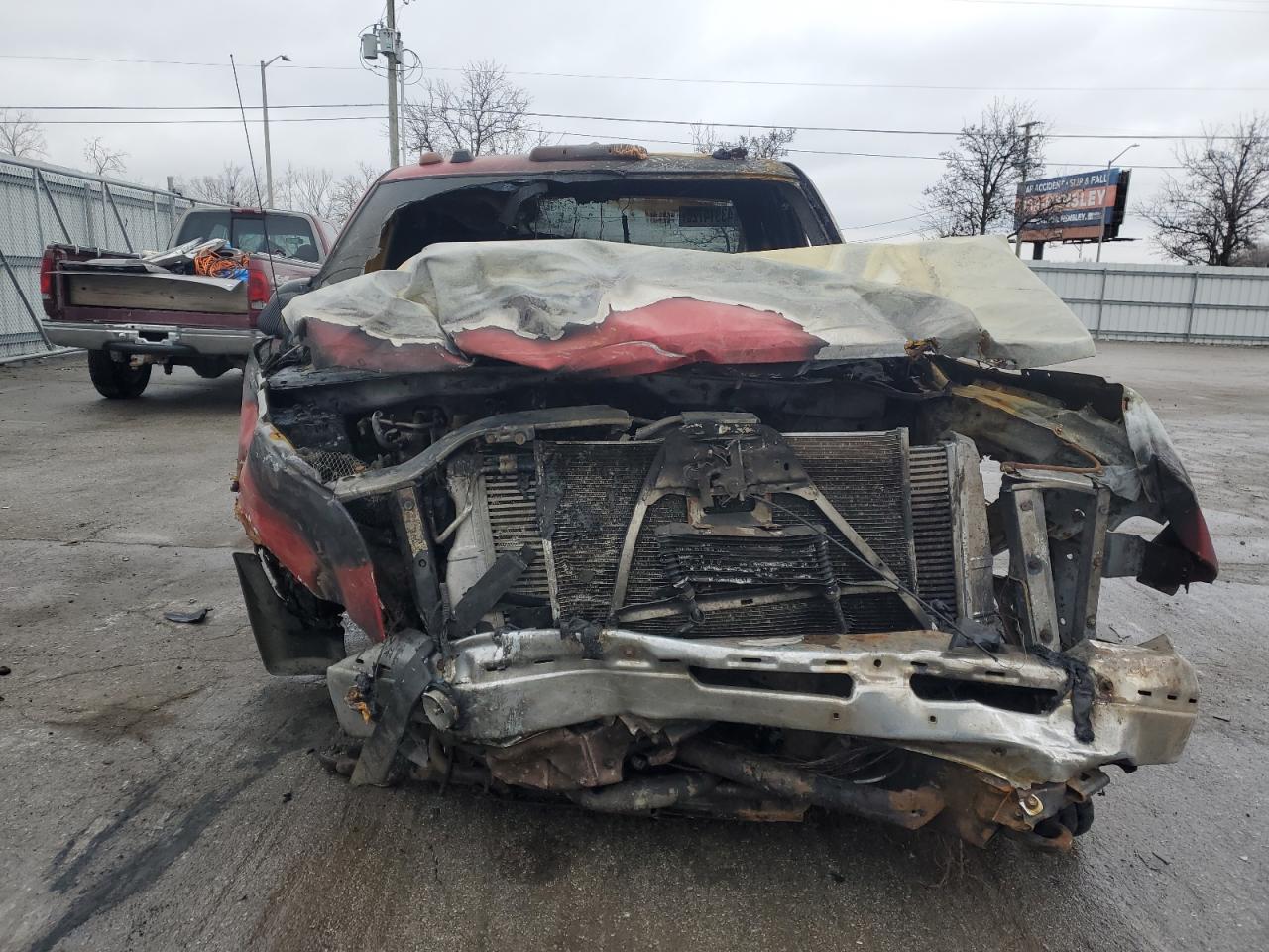 2004 Chevrolet Silverado VIN 1GCJK33154F160866 Copart auction photo, burn damage thumbnail 5