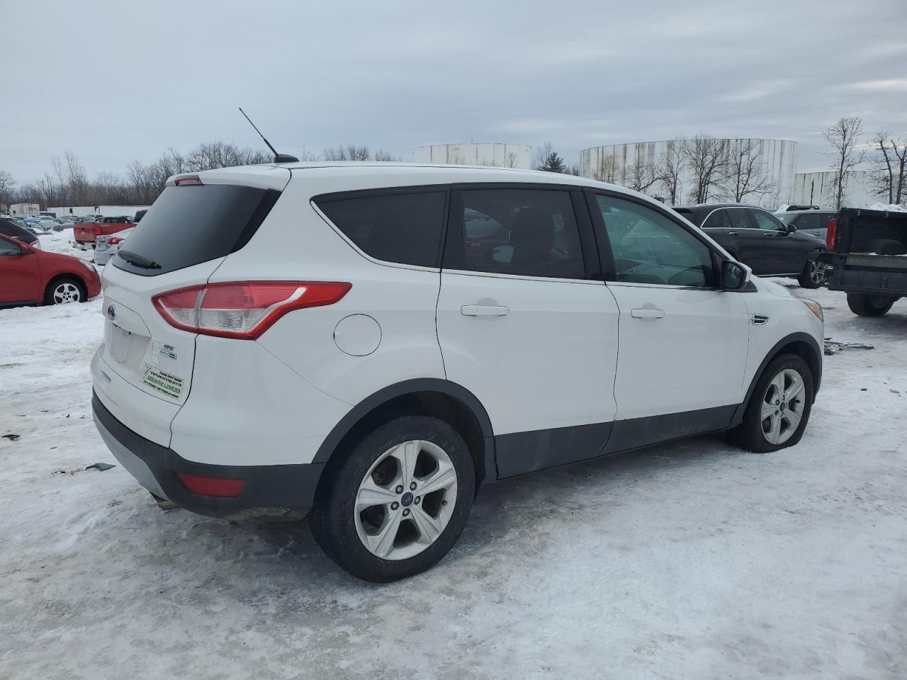 2016 Ford Escape VIN 1FMCU9GXXGUB29077 Copart auction photo, front end damage thumbnail 3
