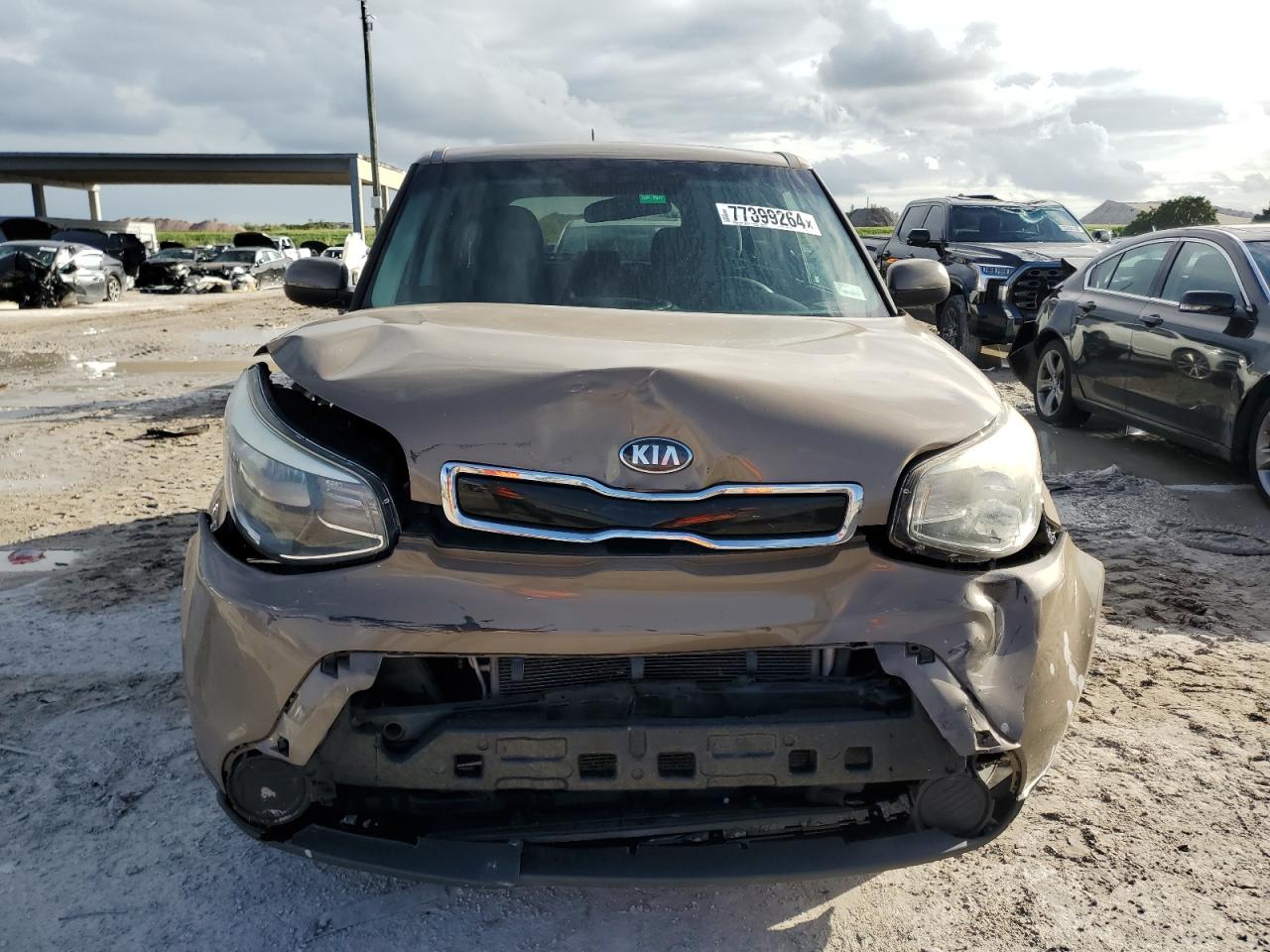 2015 KIA Soul VIN KNDJP3A56F7193590 Copart auction photo, biohazard/chemical / front end damage thumbnail 5