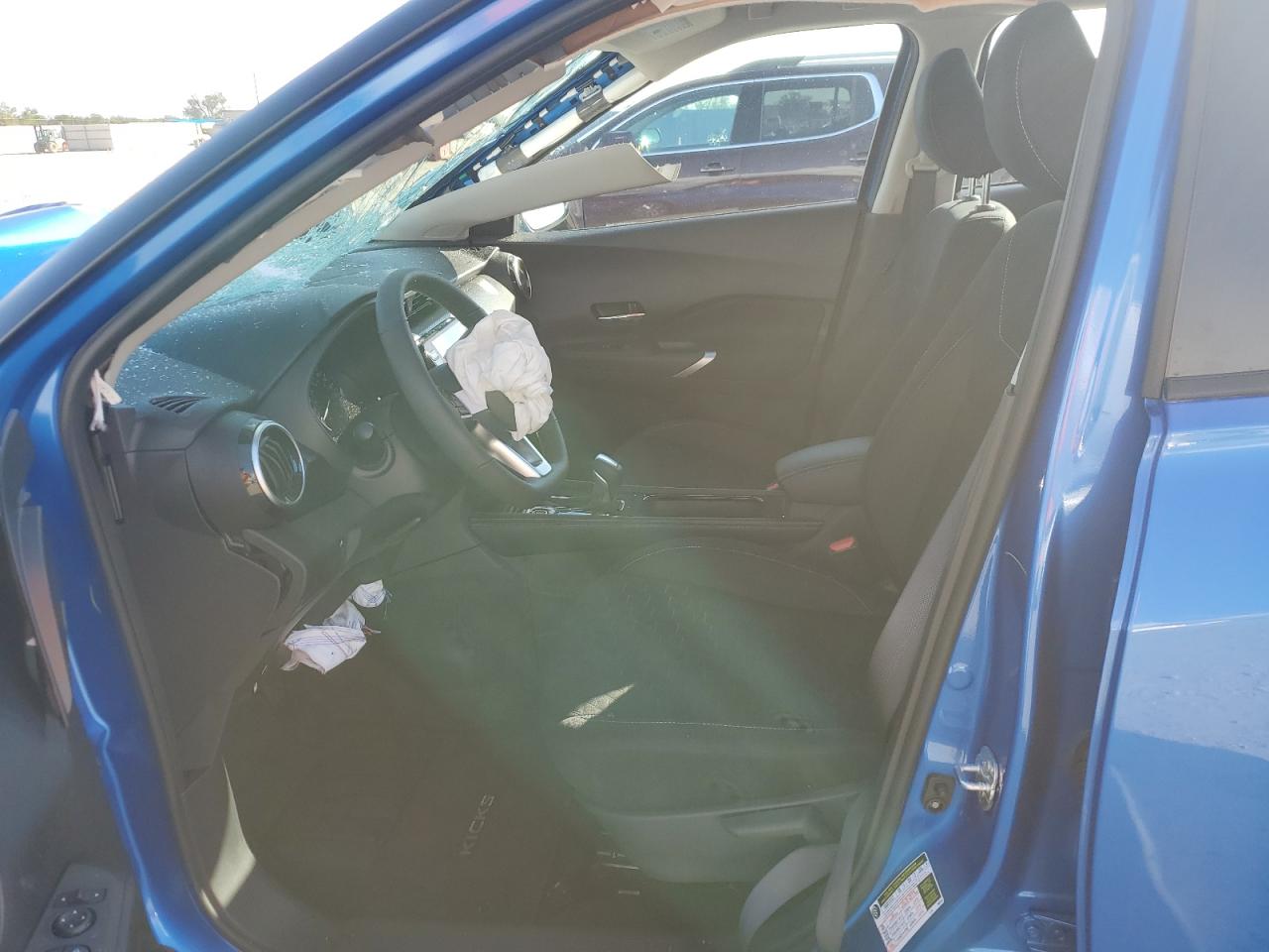2024 Nissan Kicks VIN 3N1CP5CV9RL549258 Copart auction photo, front end / side damage thumbnail 7
