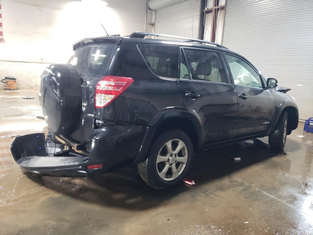 2010 Toyota RAV 4 VIN 2T3DF4DV4AW040558 Copart auction photo, front end / rear end damage thumbnail 3