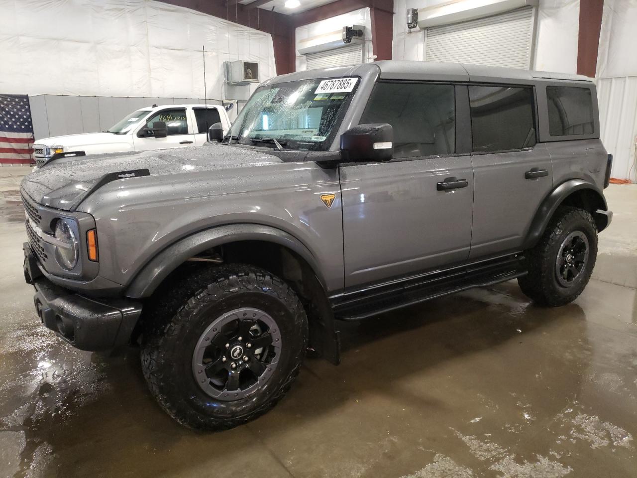 2022 Ford Bronco VIN 1FMEE5DPXNLA75365