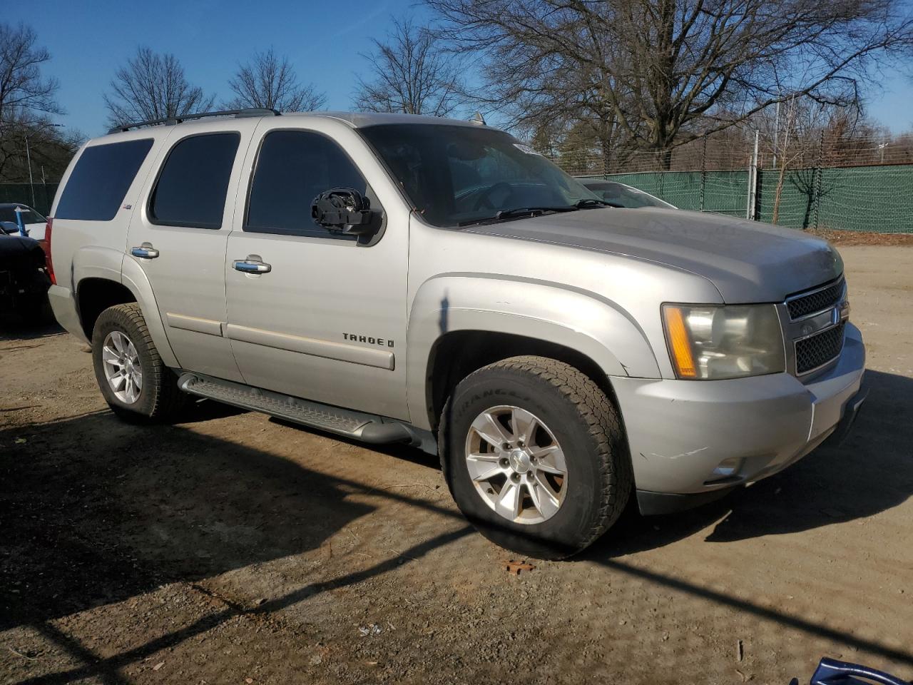 2007 Chevrolet Tahoe VIN 1GNFK130X7R407746 Copart auction photo, mechanical / minor dent/scratches damage thumbnail 4