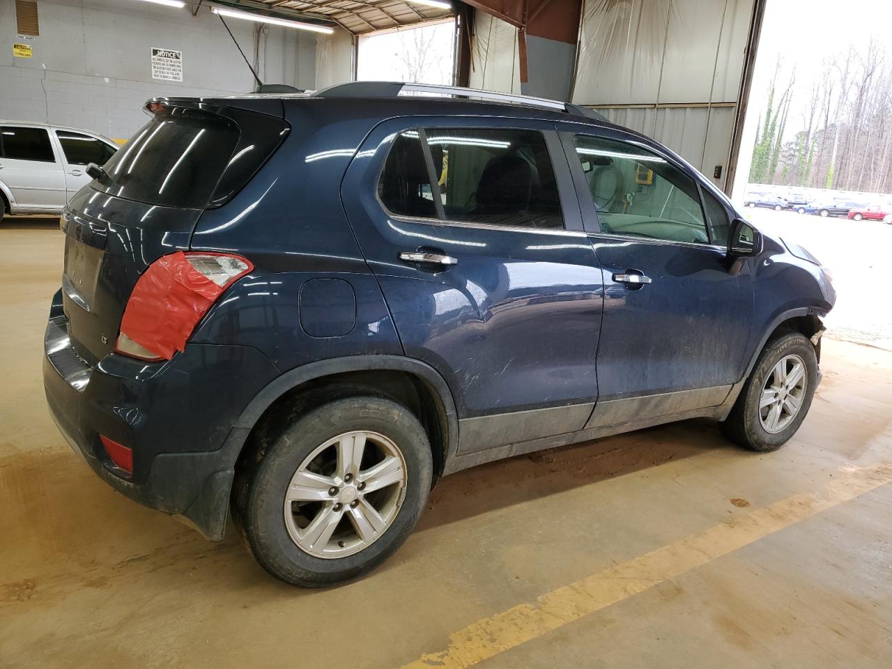 2019 Chevrolet Trax VIN 3GNCJPSB9KL203189 Copart auction photo, front end / rear end damage thumbnail 3