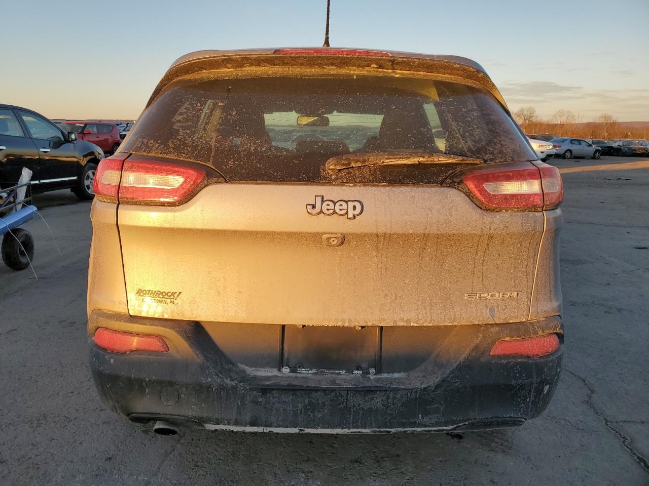 2014 Jeep Grand Cherokee VIN 1C4PJLAB3EW249099 Copart auction photo, front end damage thumbnail 6