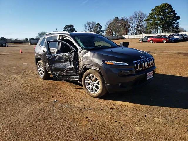 2016 Jeep Grand Cherokee VIN 1C4PJMCB2GW368882 Copart auction photo, side / front end damage thumbnail 12