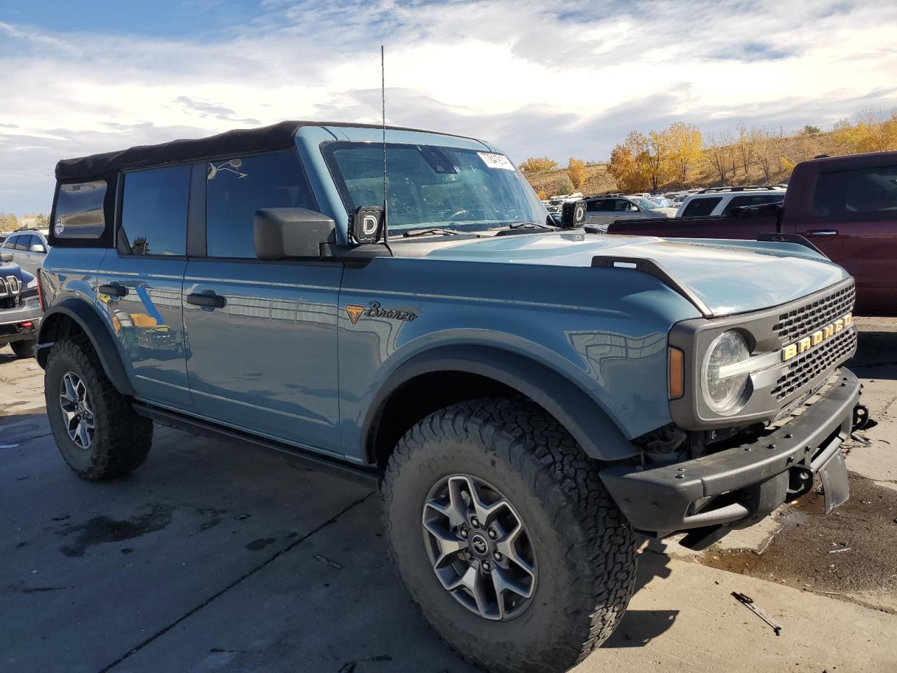 2021 Ford Bronco VIN 1FMEE5DP7MLB00561 Copart auction photo, front end / rear end damage thumbnail 4