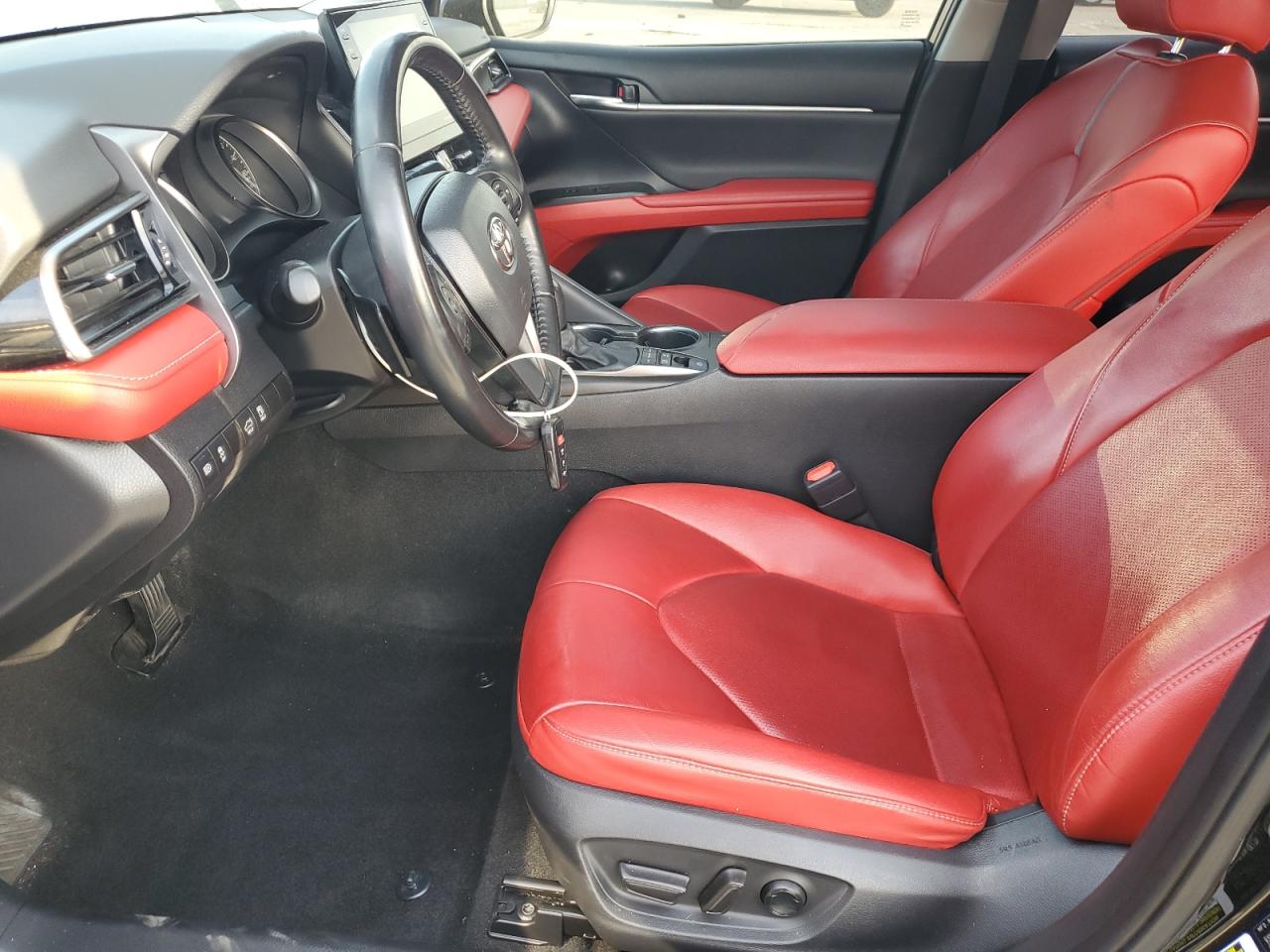 2021 Toyota Camry VIN 4T1K31AK8MU552829 Copart auction photo, front end / side damage thumbnail 7