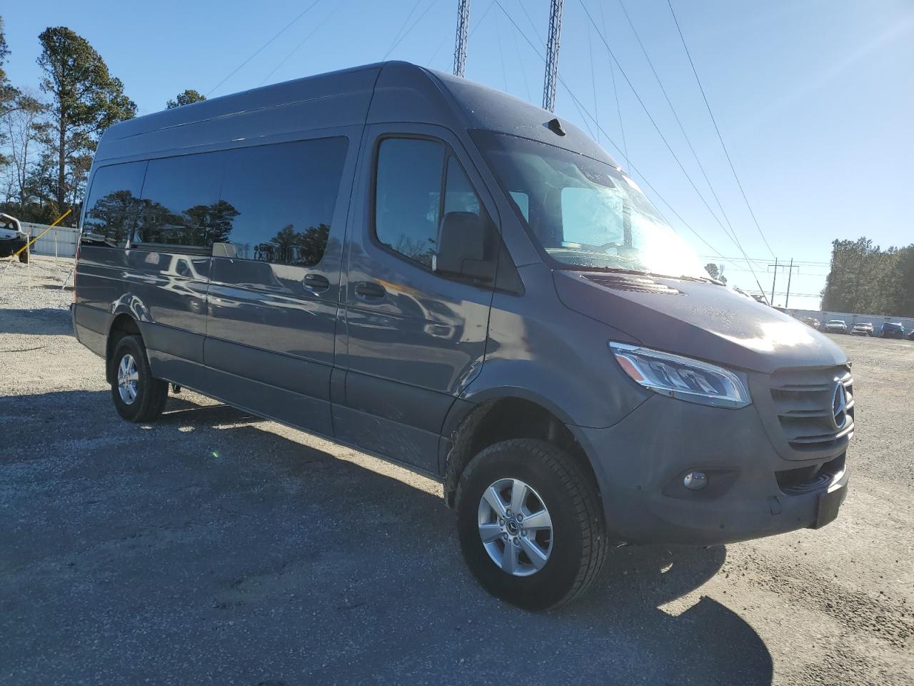 2019 Mercedes-Benz Sprinter VIN WD4FF1CD2KT008234 Copart auction photo, minor dent/scratches damage thumbnail 4