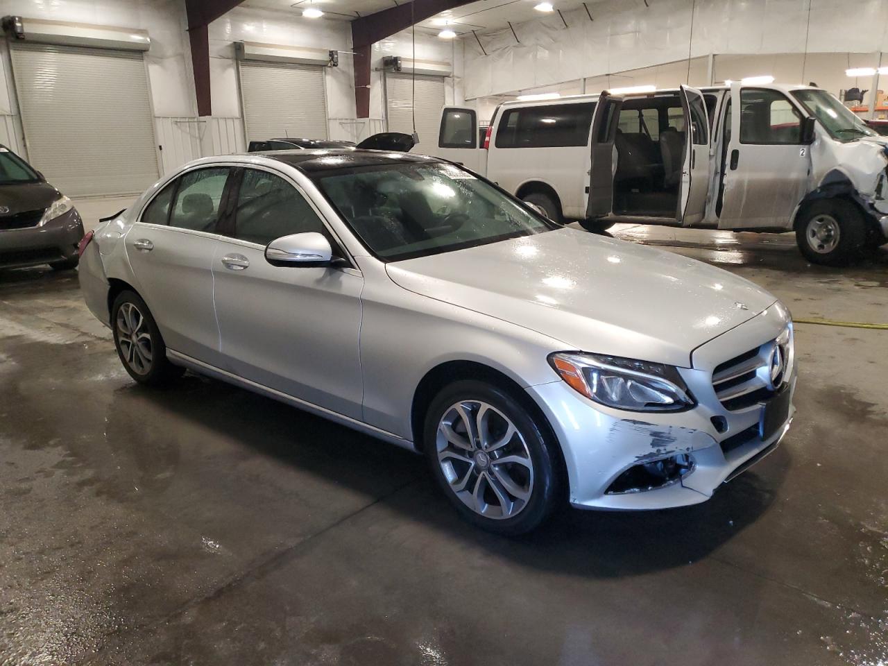 2015 Mercedes-Benz C-klasse VIN 55SWF4KB8FU035828 Copart auction photo, rear end damage thumbnail 4