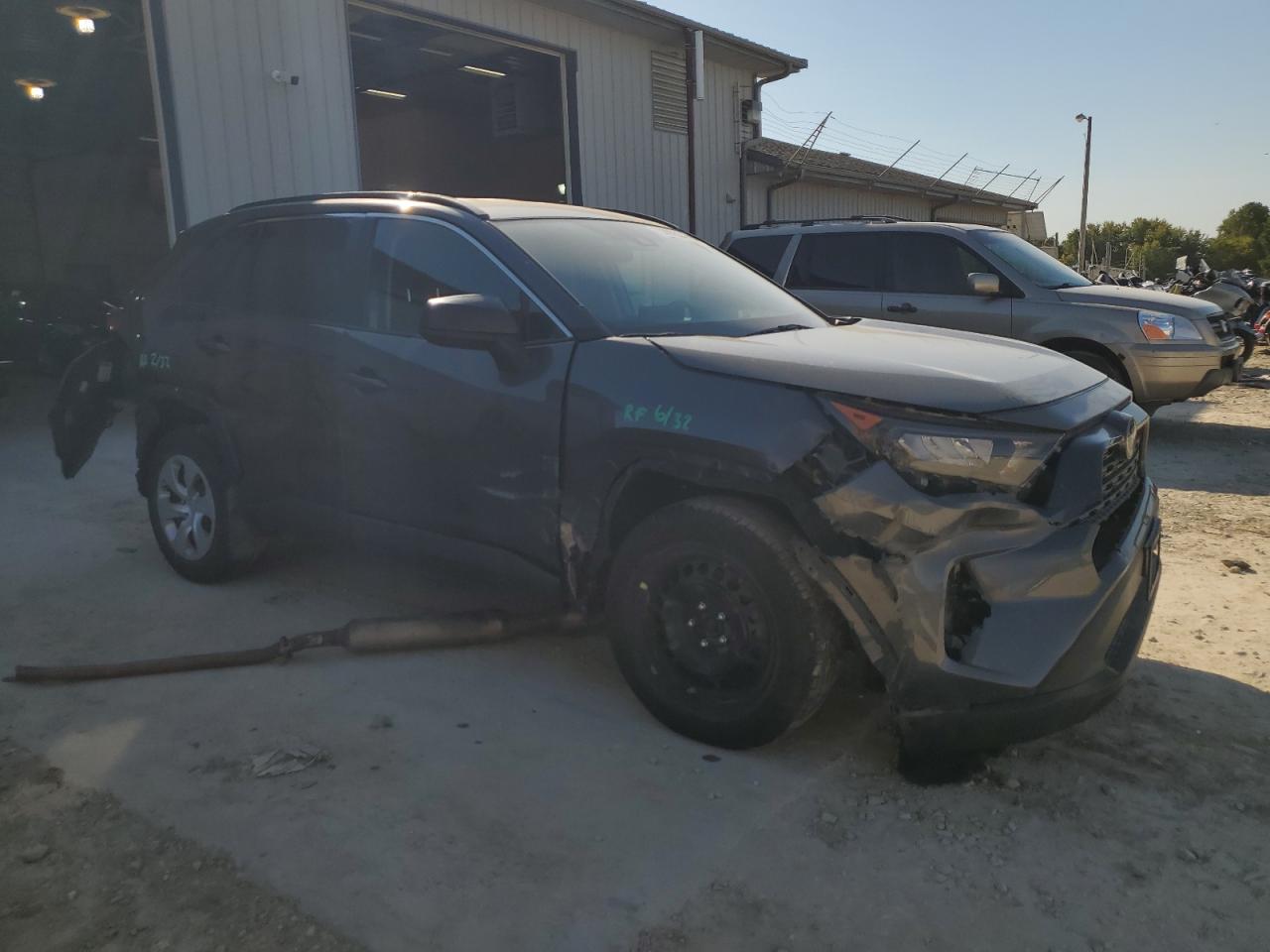 2020 Toyota RAV 4 VIN 2T3F1RFV8LC099943 Copart auction photo, all over damage thumbnail 4