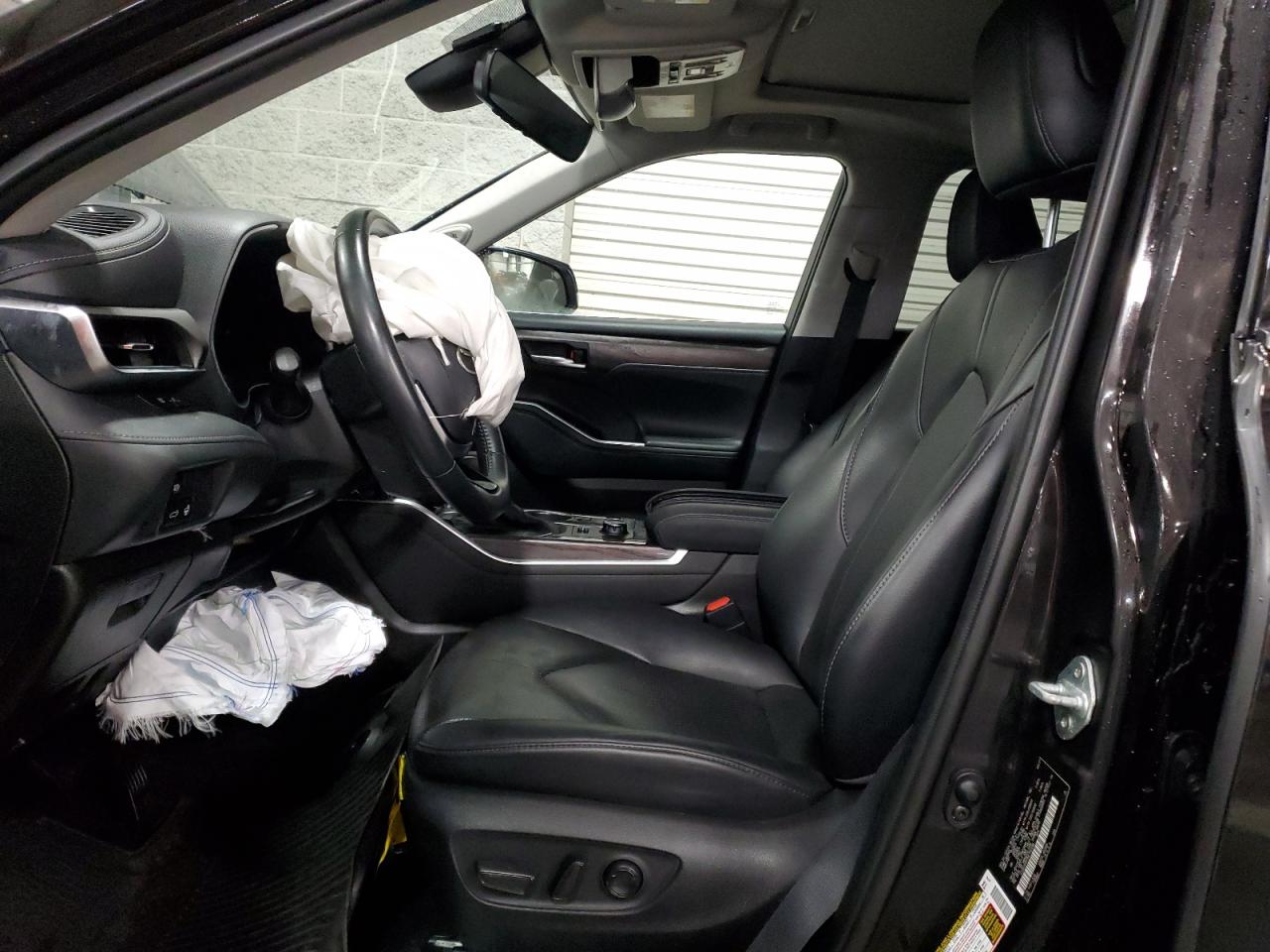 2021 Toyota Highlander VIN 5TDDZRBH1MS106488 Copart auction photo, front end damage thumbnail 7
