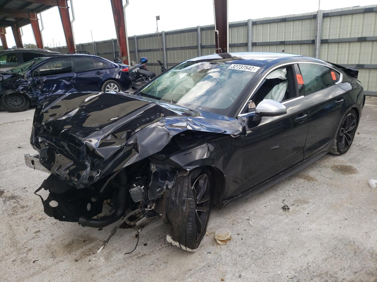 2018 Audi RS5 VIN WAUC4CF52JA014660 Copart auction photo, front end / rear end damage thumbnail 2